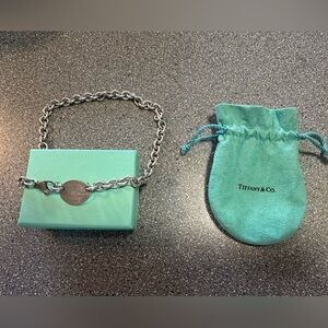 Tiffany 14.5” oval tag necklace